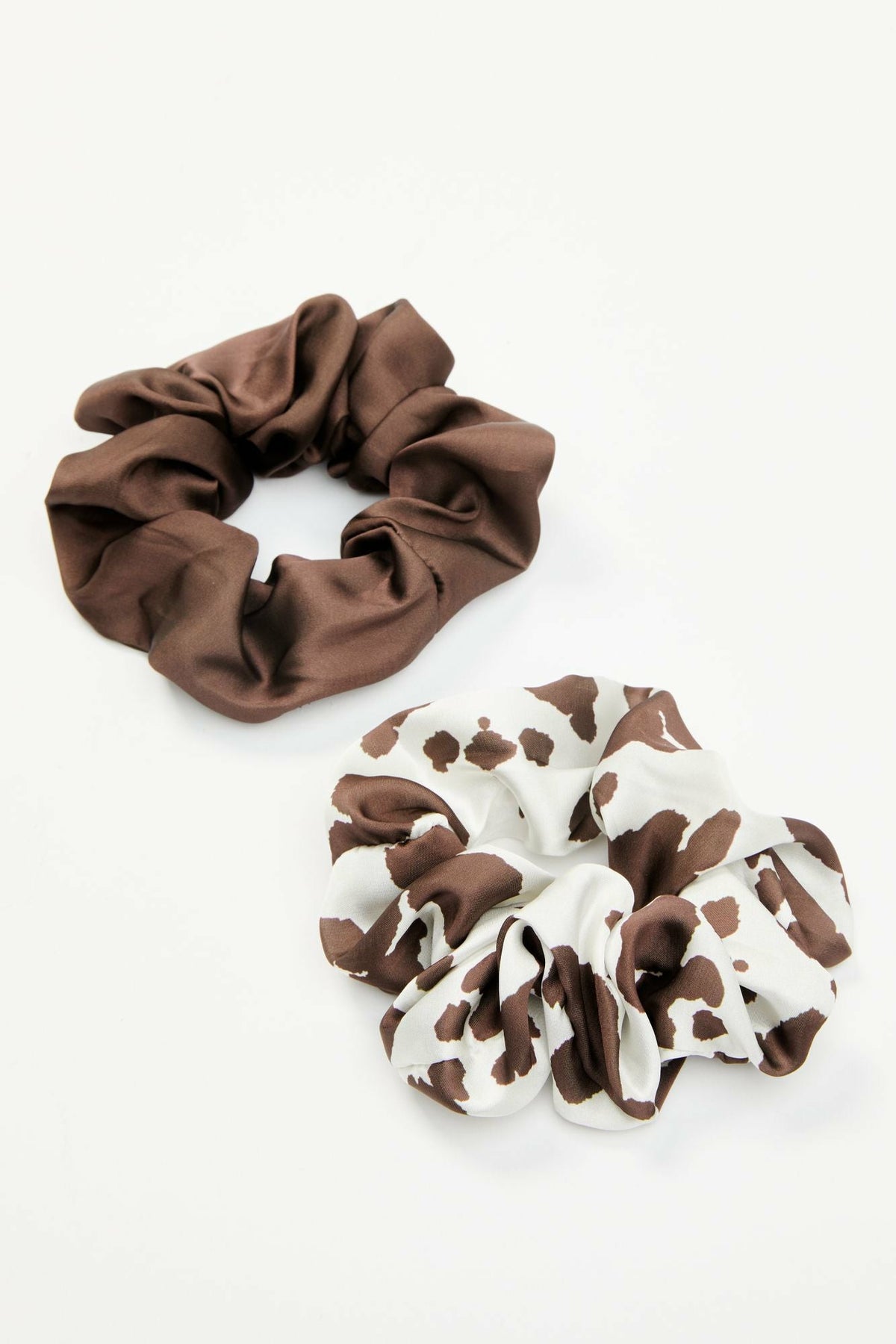 Idyllwind Palmetto Cow Print Oversized Scrunchie Set - 2 Piece