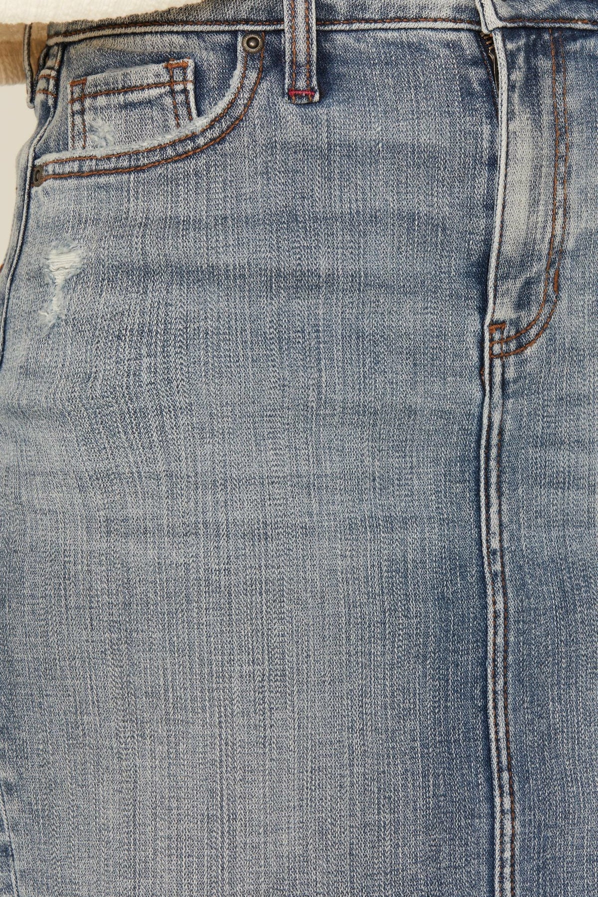 Idyllwind Ivywood Medium Wash Super Stretch Denim Mini Skirt