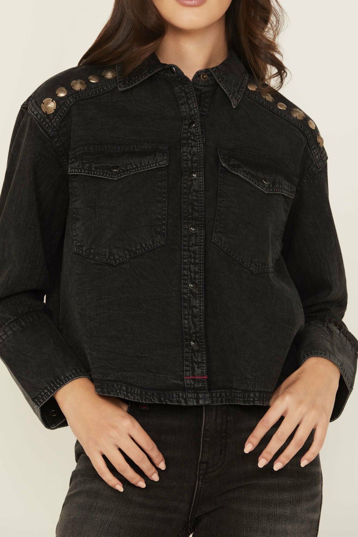 Idyllwind Concho Embellished Long Sleeve Snap Western Shirt