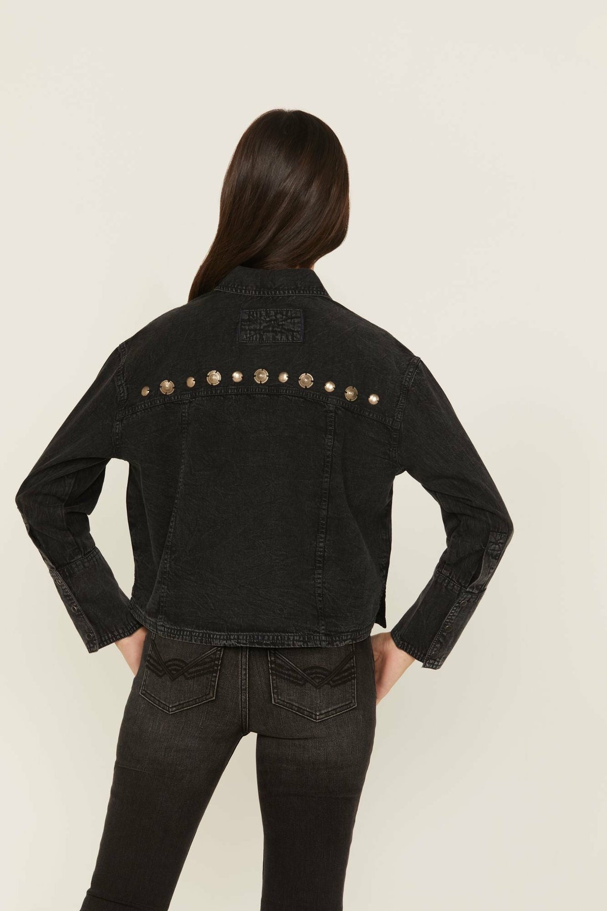 Idyllwind Concho Embellished Long Sleeve Snap Western Shirt