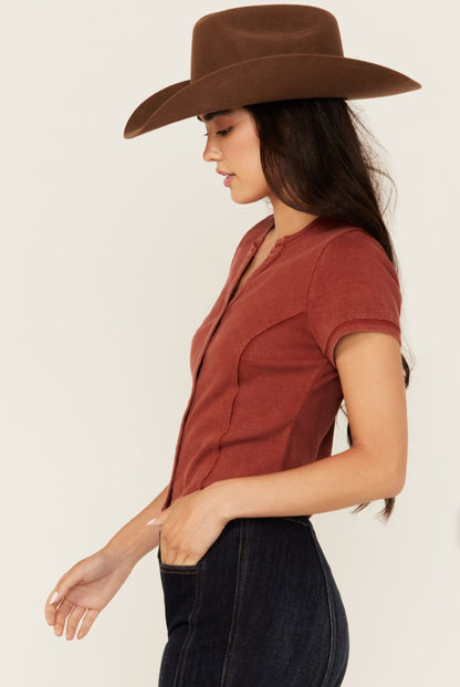Idyllwind Solid Short Sleeve Button-Down Cropped Tee