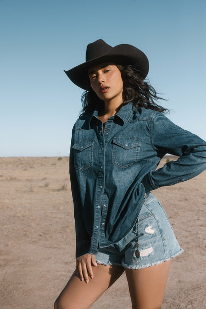 Idyllwind Abbott Dark Wash Chambray Long Sleeve Snap Western Shirt