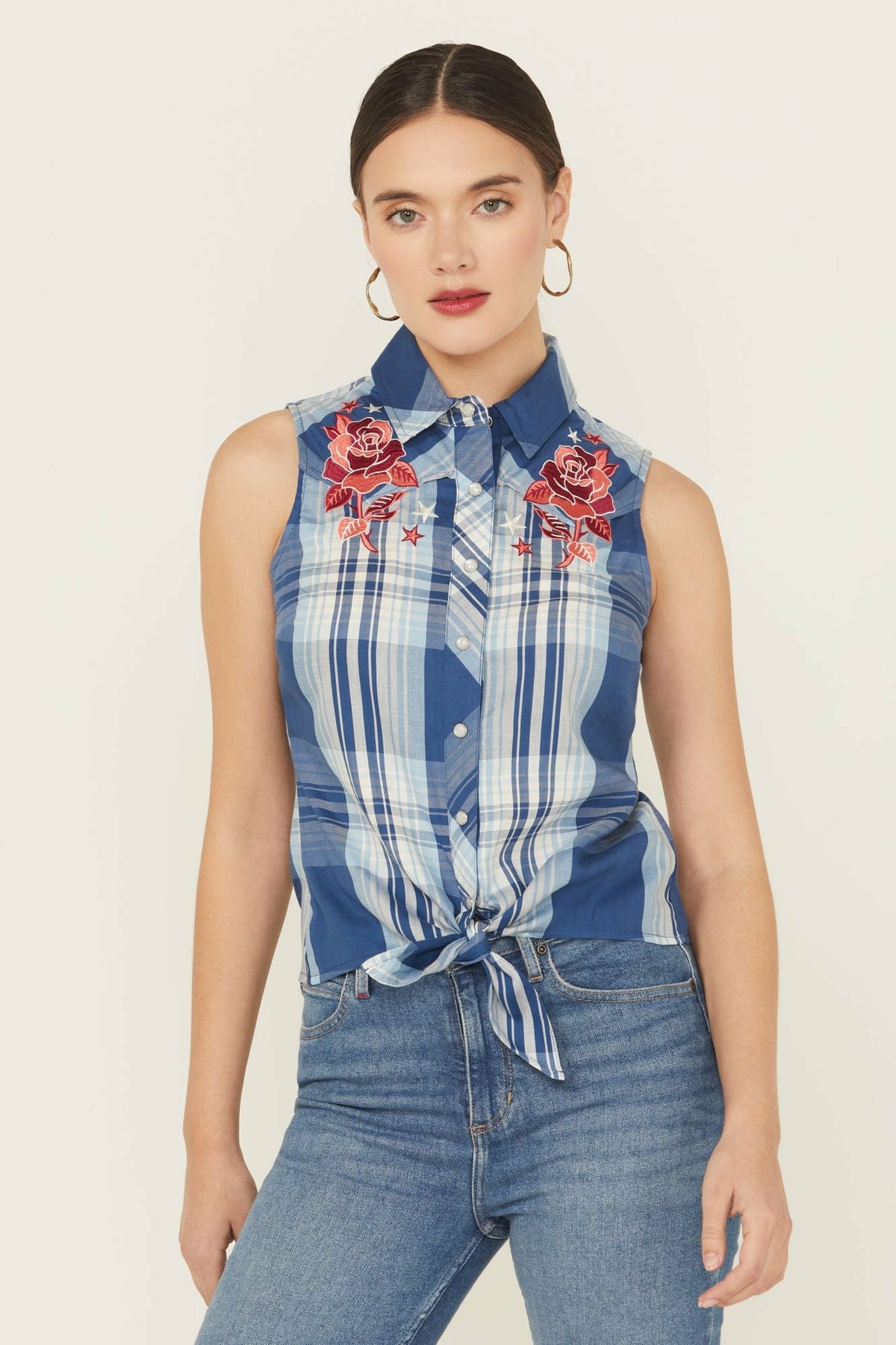 Idyllwind Plaid Print Embroidered Front Sleeveless Snap Western Shirt