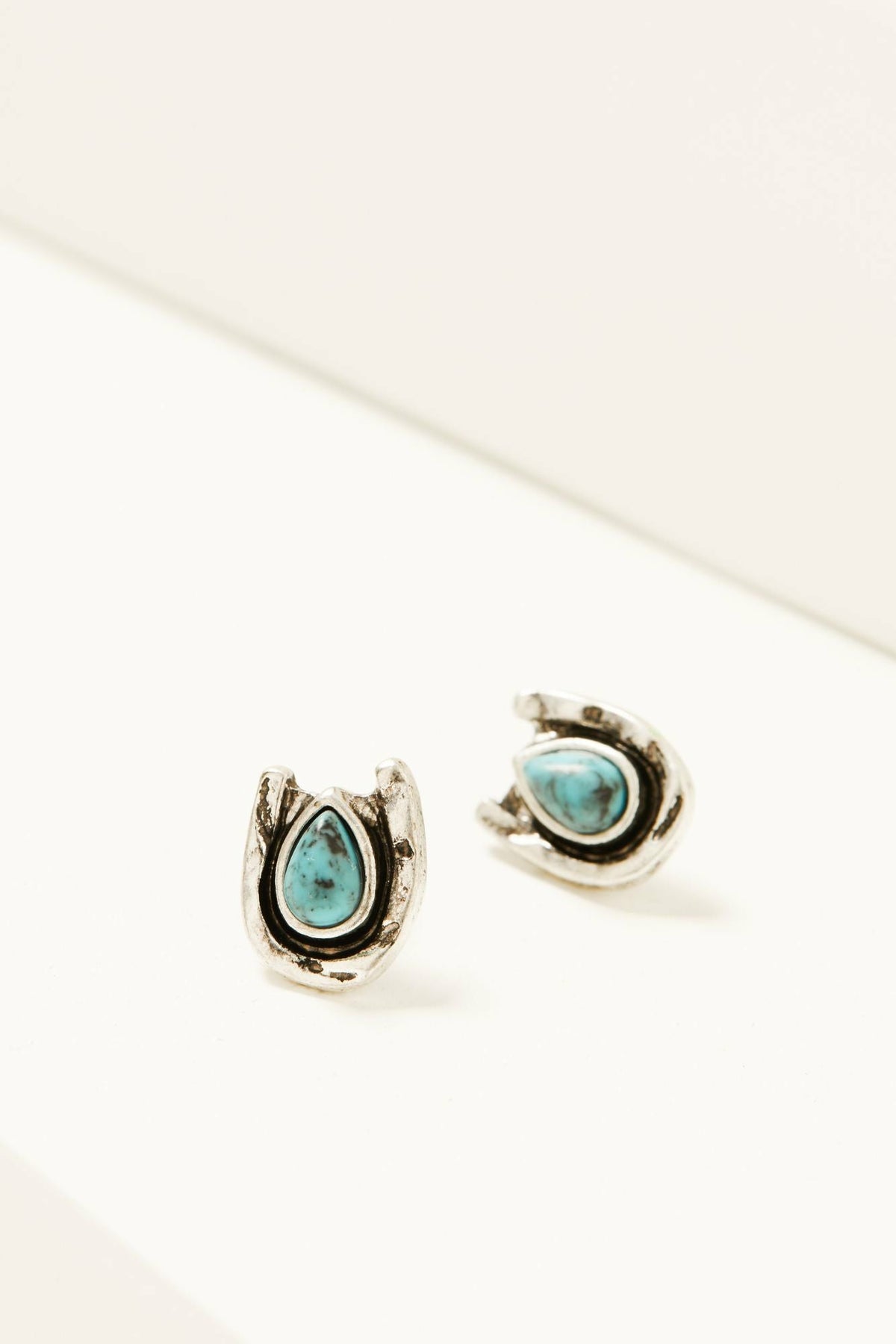Idyllwind Esther Outlaw earring Set - 5 Piece