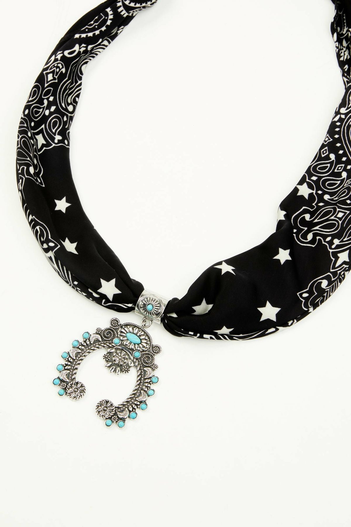 Idyllwind Laurinda Squash Blossom Bandana Necklace