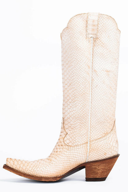 Idyllwind Strut White Western Boots - Snip Toe