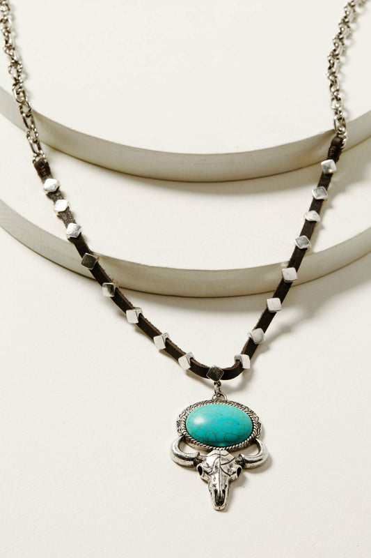 Idyllwind Lavergne Turquoise Stone Bull Head Necklace