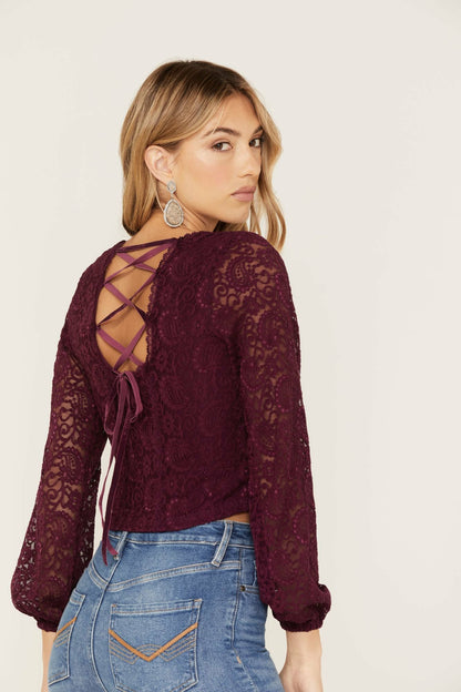 Idyllwind Date Night Floral Lace Crop Top
