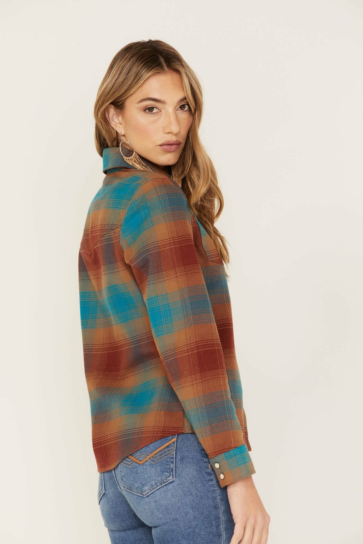 Idyllwind Ombre Plaid Print Long Sleeve Snap Western Top