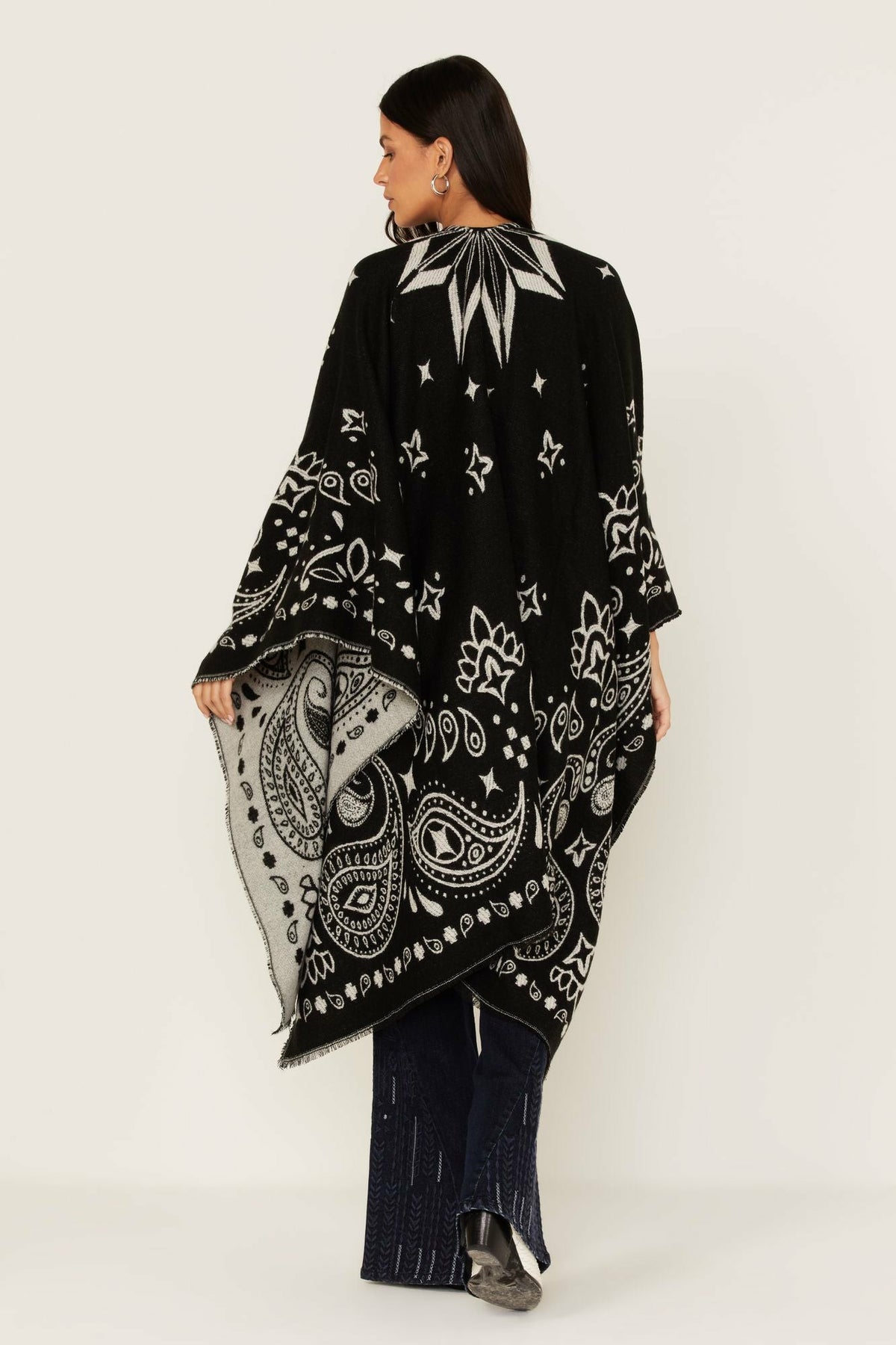 Idyllwind Kyle Bandana Print Blanket Shawl