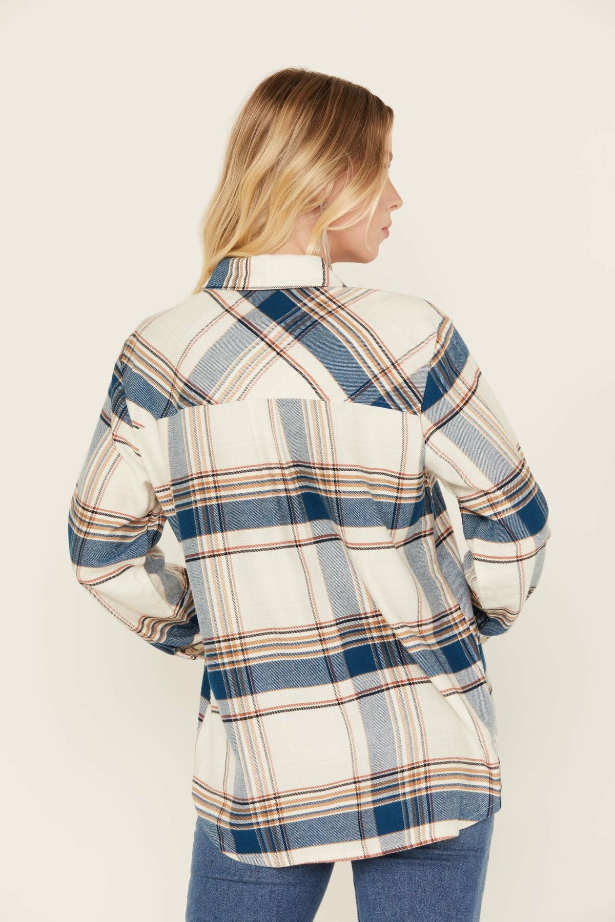 Idyllwind Catherine Lightweight Long Sleeve Pearl Snap Flannel Boyfriend Shirt