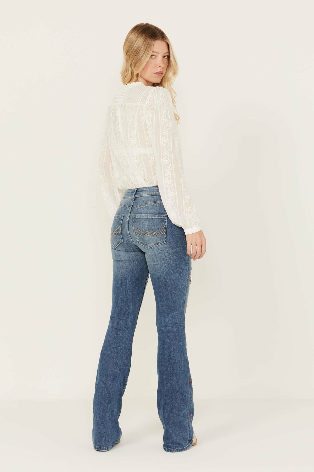 Idyllwind Briley Medium Wash Mid Rise Embellished Stretch Bootcut Jeans