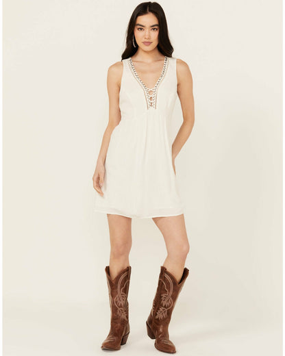 Idyllwind Winfrey Criss Cross Front Embellished Dress