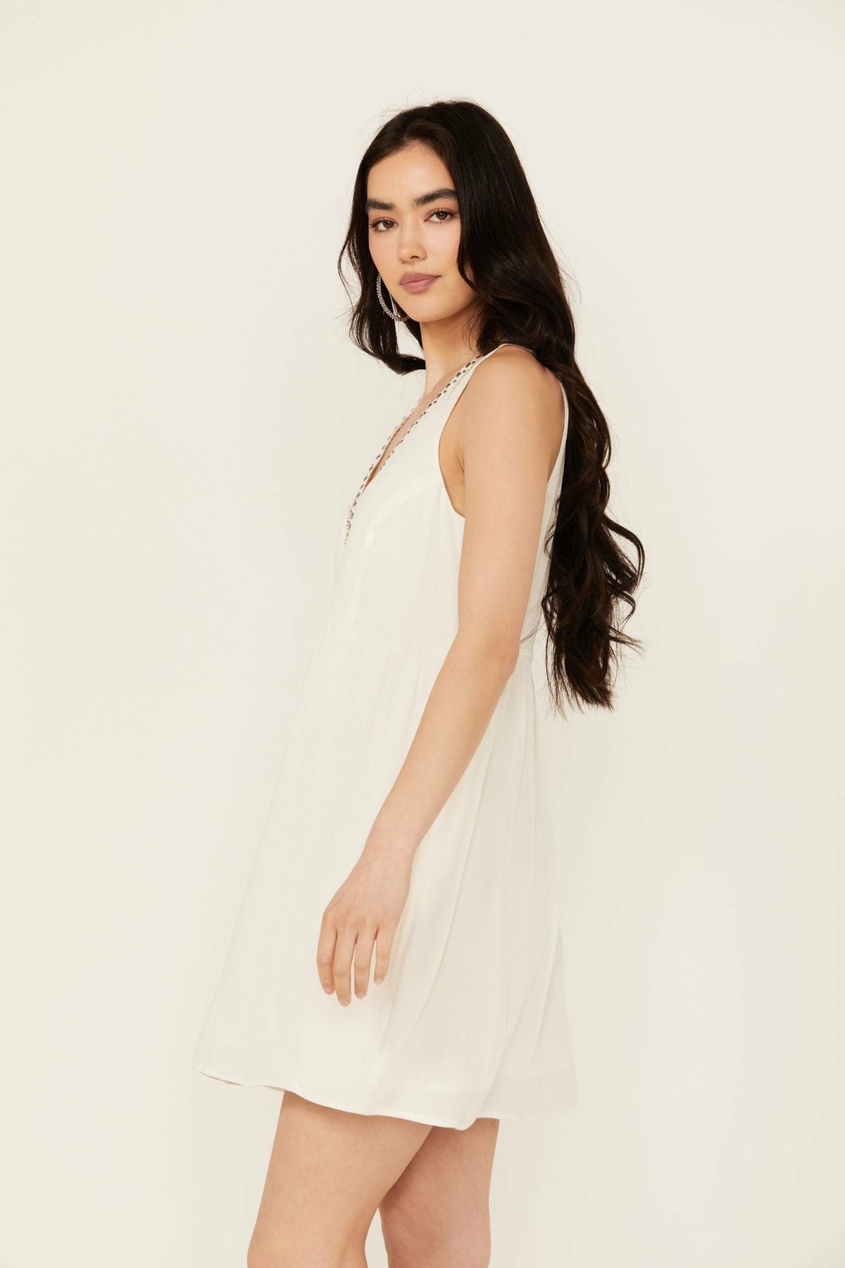 Idyllwind Winfrey Criss Cross Front Embellished Dress
