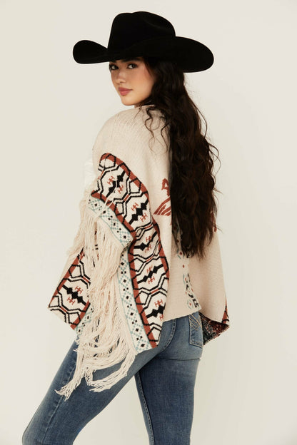 Idyllwind Flyaway Southwestern Print Fringe Button-Down Poncho