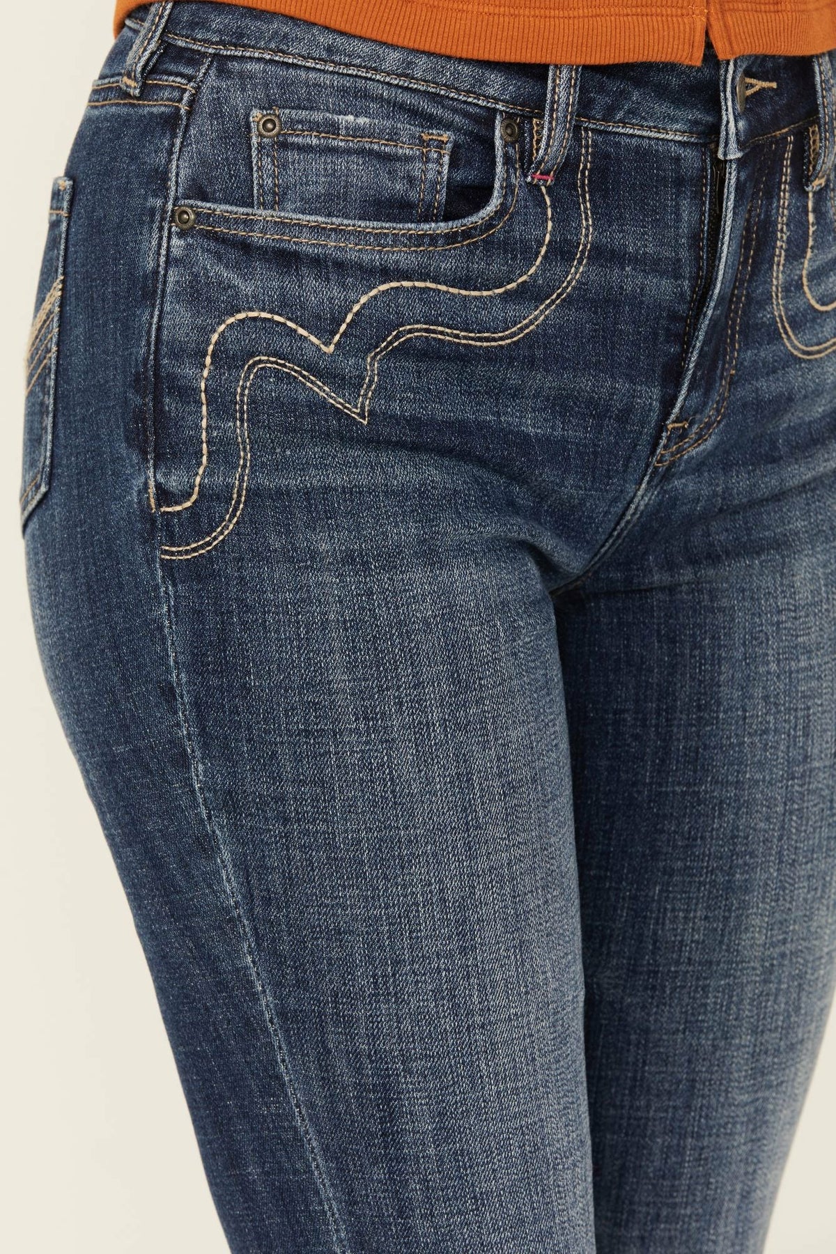 Idyllwind Vistaview Medium Wash Embroidered Flare Stretch Denim Jeans