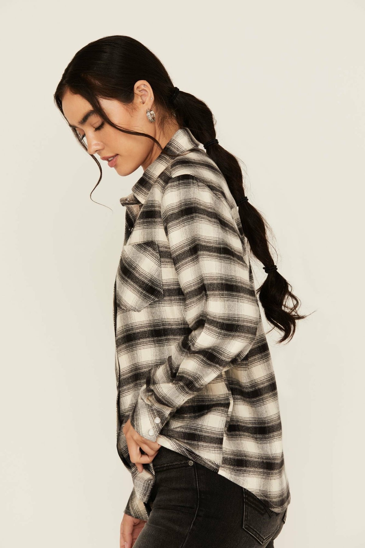 Idyllwind Flannel Plaid Print Long Sleeve Snap Shirt