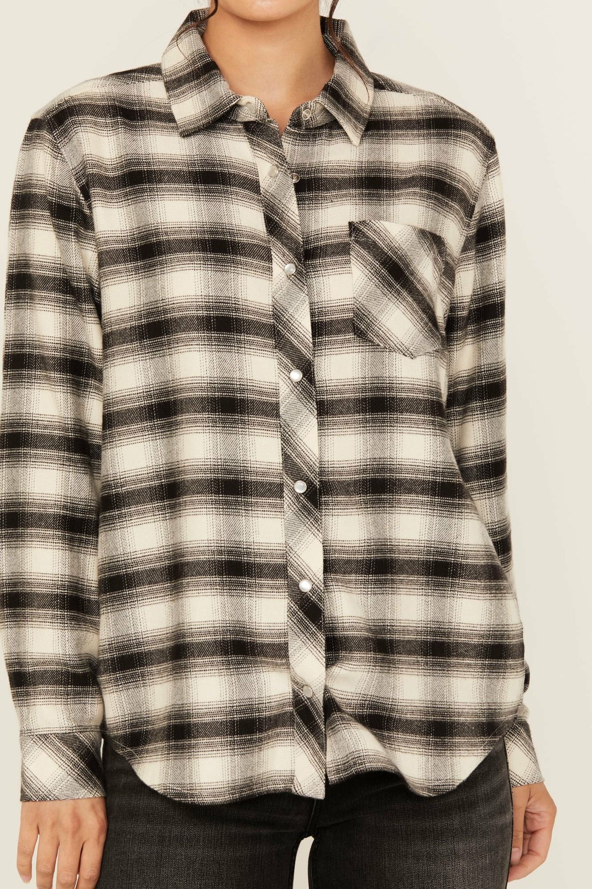 Idyllwind Flannel Plaid Print Long Sleeve Snap Shirt
